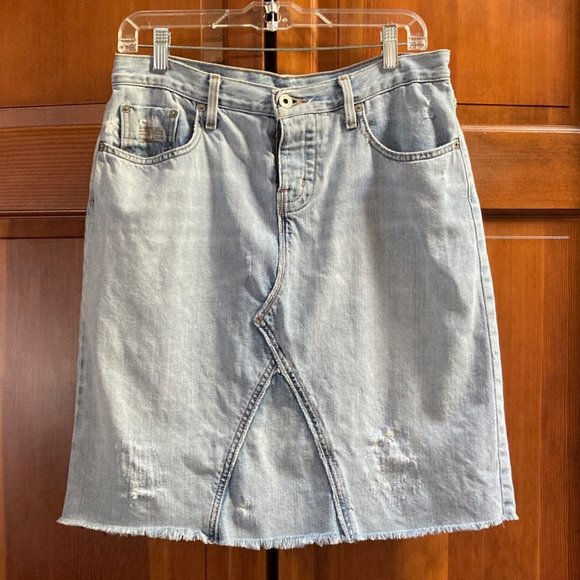 Polo Jeans Distressed Denim Jean Skirt - raw hem button fly - Size 10 - Not tags - Picture 1 of 12